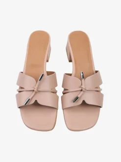 BEŻOWE KLAPKI NA NISKIM OBCASIE HEGO'S Milano