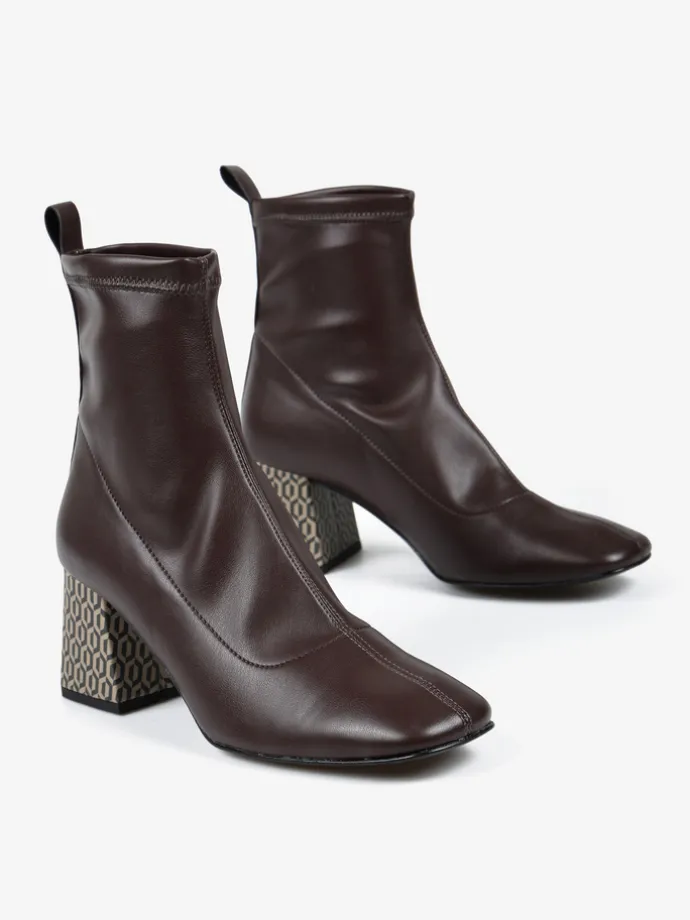 BOTKI Z ELASTYCZNĄ CHOLEWKĄ HEGO'S Milano