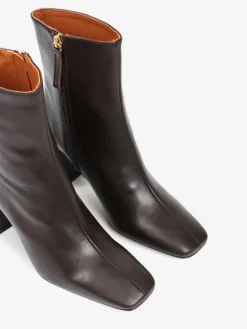 BRĄZOWE BOTKI NA SŁUPKU HEGO'S MILANO