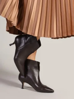 BRĄZOWE BOTKI NA SZPILCE HEGO'S