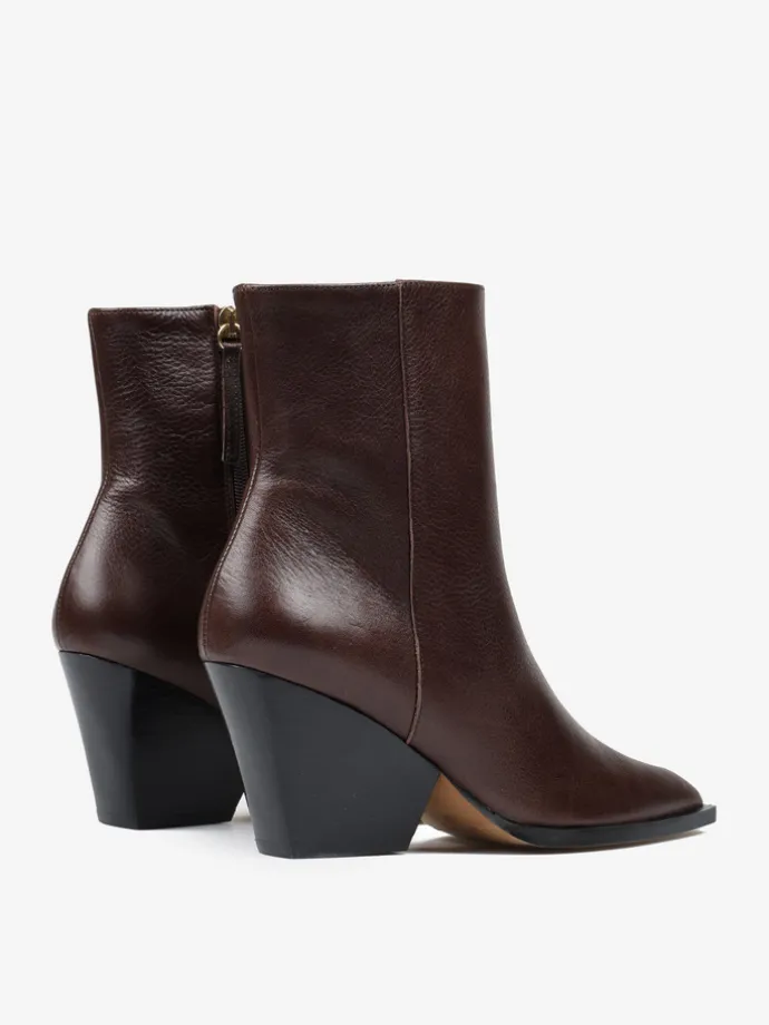 BRĄZOWE KOWBOJKI NA ŚCINANYM OBCASIE HEGO'S MILANO