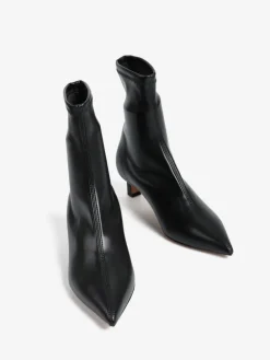 CZARNE BOTKI NA NISKIM OBCASIE HEGO'S MILANO