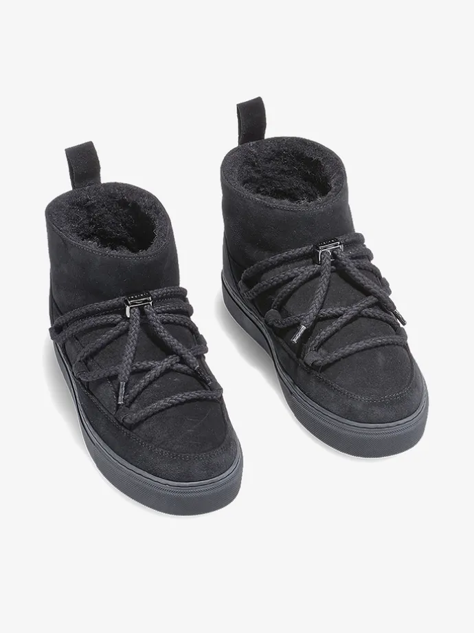 CZARNE ŚNIEGOWCE INUIKII