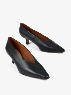 CZARNE SZPILKI NA NISKIM OBCASIE HEGO'S Milano