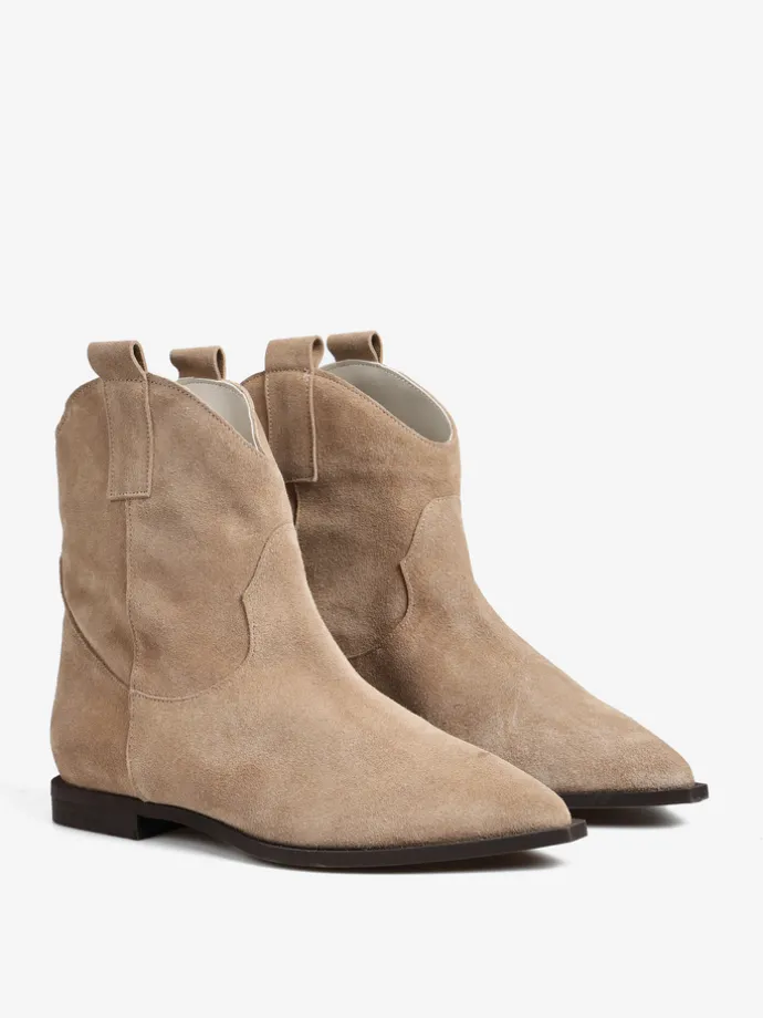 KLASYCZNE BOTKI HEGO'S MILANO