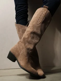 KOWBOJKI Z ZAOKRĄGLONĄ CHOLEWKĄ HEGO'S MILANO