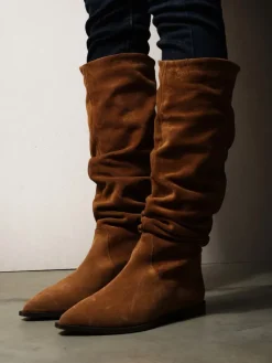 KOZAKI NA PŁASKIEJ PODESZWIE HEGO'S Milano