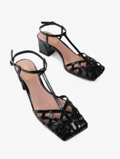 LAKIEROWANE SANDAŁYNA NISKIMOBCASIE HEGO'S Milano