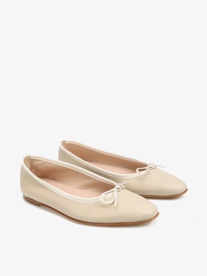 SKÓRZANE BALERINY HEGO'S Milano