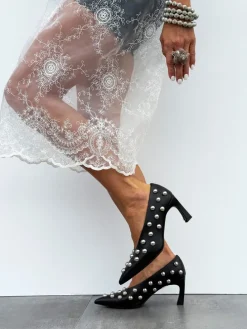 SZPILKI HEGO'S Milano