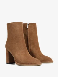 ZAMSZOWE BOTKI NA OBCASIE HEGO'S MILANO